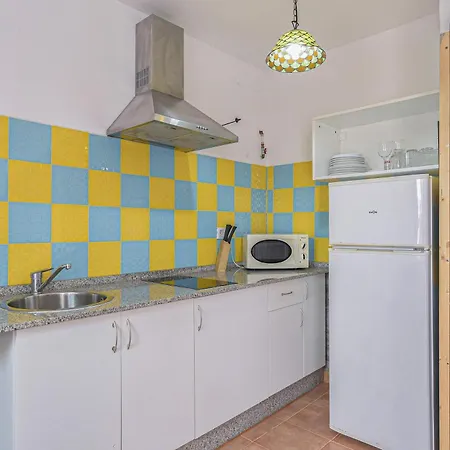 Apartment Mayo B